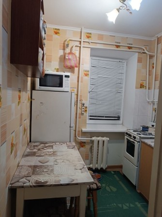 Продам 2х комнатную малогаборитную гостинку Соляные - фото 1