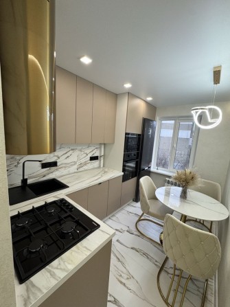 ‼️Продаю Красивую 2 х комнатную квартиру на пр МИРА /Театральная‼️ - фото 1