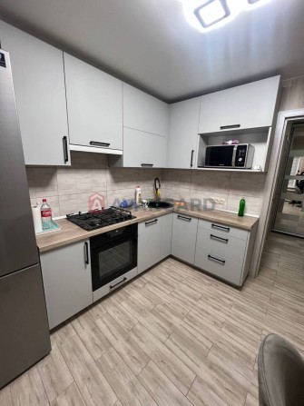 Продаж 2 к квартири з ремонтом 2022. Воронина 9 - фото 1