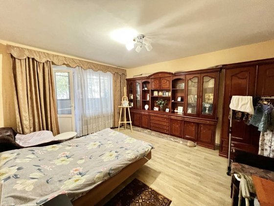 ПАРК ГОРЬКОГО \ ПОСТАНОВЫ 2 комн 53 м\2 Низкий этаж Одеса