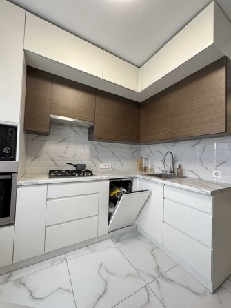 продаж 2х кімнатної квартири по вул. Драгана - фото 1