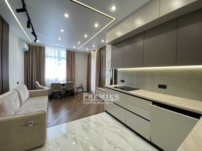 3 комнатная квартира 66 м2 Дорогой Ремонт ЖК 65 Жемчужина - фото 1