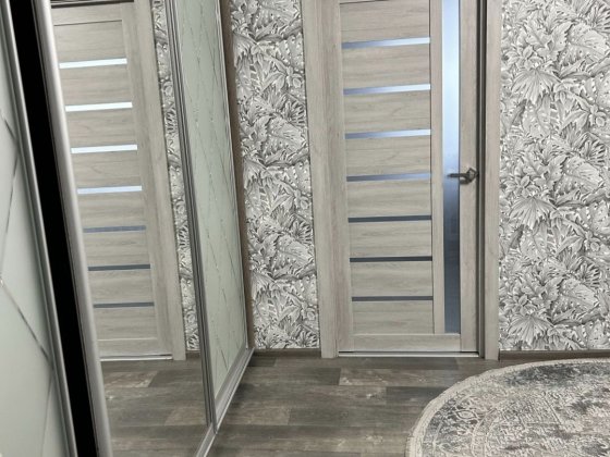 Продаётся 2х комнатная.  Корищенко Запоріжжя