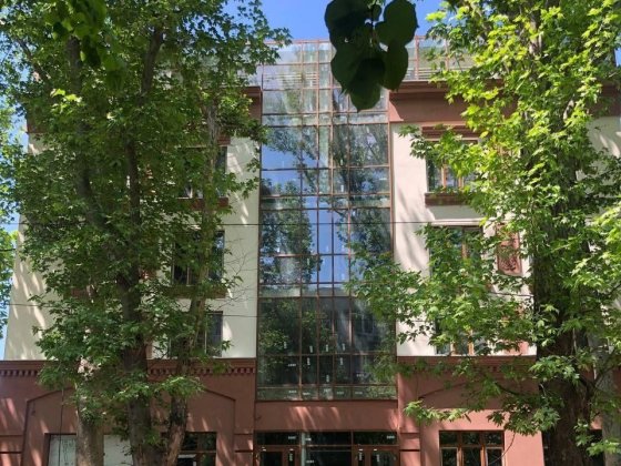 Трикімнатна квартира в центрі Николаев