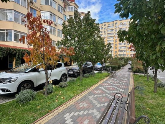 2 кім квартира з частковим ремонтом. 2 балкони. ЖК Київський Маєток Софіївська Борщагівка