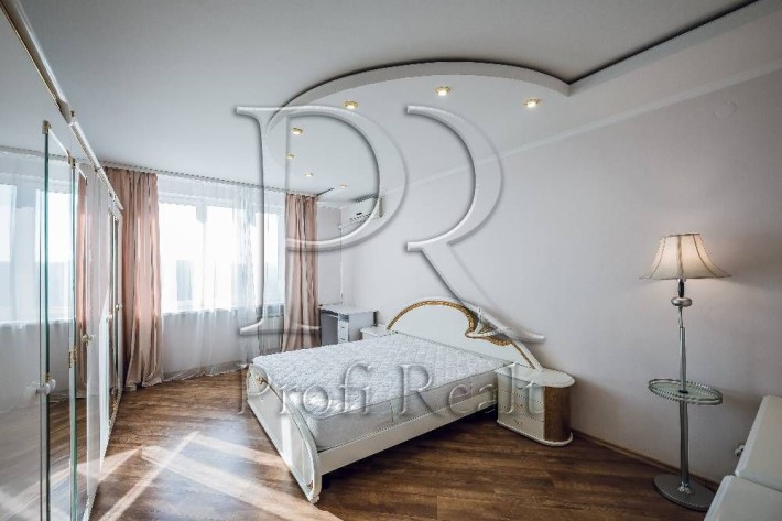 Продаж 2кв. ЖК Олімп/пр-т Голосіївський 68/м.Деміївська/Парк Авеню - фото 1