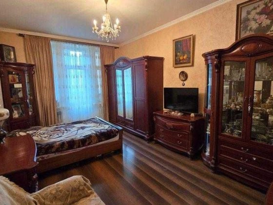 4к 90м2 Велика Васильківська Антоновича Льва Толстого Університет Киев