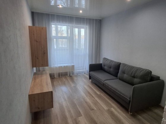 Продам однокімнатну квартиру. Червоної Калини 32г Київ