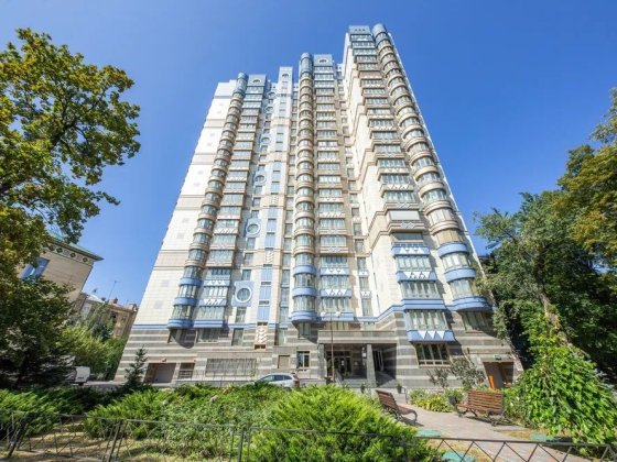 Продаж 8-ми кімн. вул. Інститутська 18 а в ЖК «Липська Вежа»! Без %! Киев