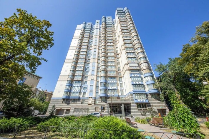 Продаж 8-ми кімн. вул. Інститутська 18 а в ЖК «Липська Вежа»! Без %! - фото 1