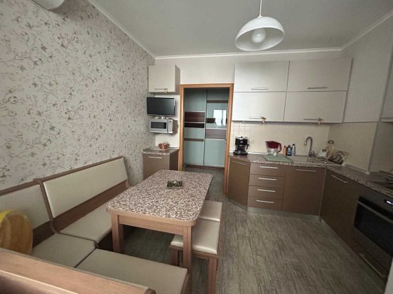 ЖК "Милославичі" Закревського,97 16(25) 43м ремонт 75000дол Киев