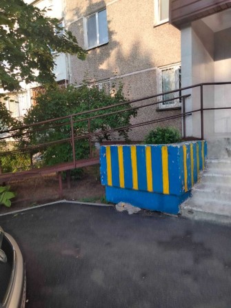 Продам 1к.кв.вул.Бальзака 61 1пов.16ти. - фото 1