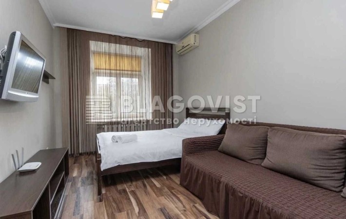 Продаж 2кімнатної квартири, Печерськ, м. Палац Україна, вул Коновальця - фото 1