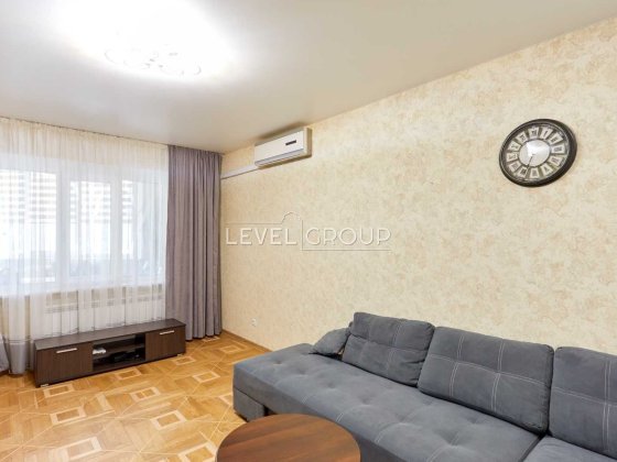 Заїжджай і живи ‼️ 3 кімнати біля метро «Позняки» Киев