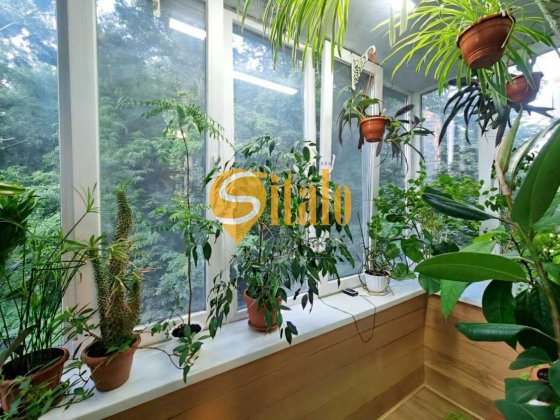 Печерський район 3х кімнатна Бойчука Метро Звіринецька Видубичі Киев