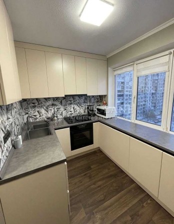 Оболонь Продаж 3к квартири Івасюка 9 поруч Оболонська набережна - фото 1