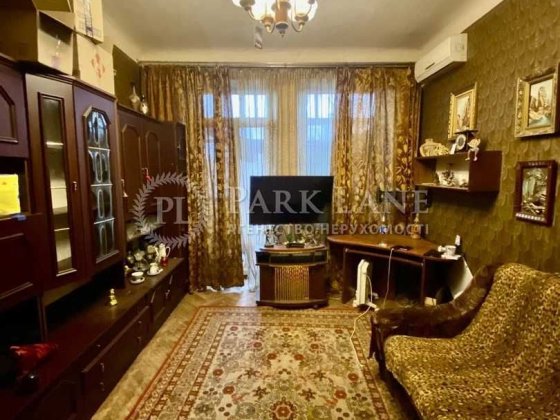 2к 58м. сталінка Печерський Звіринецька Либідська бул. Міхновського 12 Київ