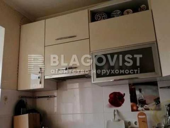 Продаж 3 кімн кварт. ремонт Троєщина, Закревського,31Б Киев