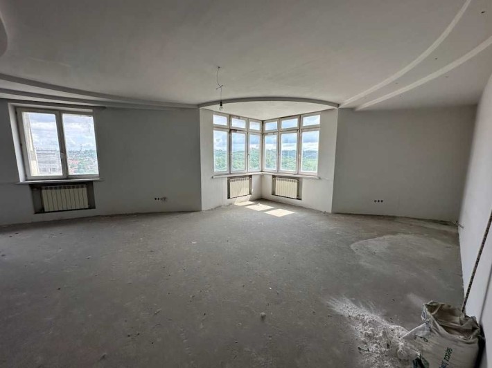 Продаж квартири без ремонту 145 кв.м. пр. Голосіївський 68 (ЖК Олімп) - фото 1