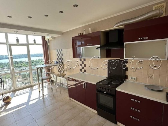 Продаж 1кімнатної квартири в самому центрі, з видом на Дніпро Запоріжжя