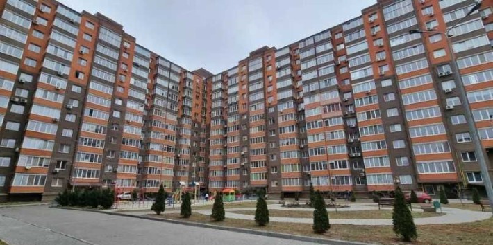 Продам 2 к. квартиру 80 м2 ЖК Ривер Таун Павловка Клочковская Е-Оселя - фото 1