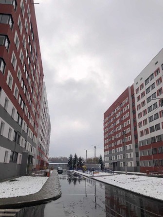 17000 ЖК Гидропарк До-Ки Продам 1 комнатную квартиру 40 кв.м AS - фото 1