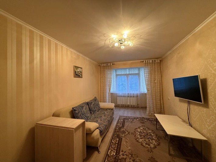 Двухкомнатная квартира на Чкалова/3Слободская.1/5,раздел. - фото 1