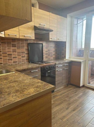 Новострой Алексеевка. 7/9. Ремонт. 31000! Продам. - фото 1