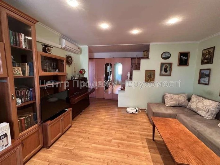 R8 Продам 3к. квартиру з ремонтом біля метро Холодна Гора - фото 1