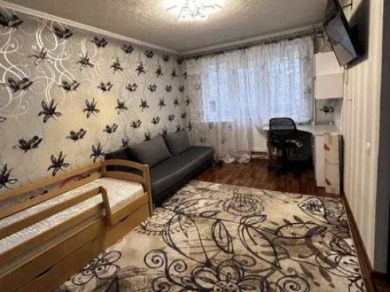 У продажу 1к. у хорошому житловому стані на Нових будинках. Харків