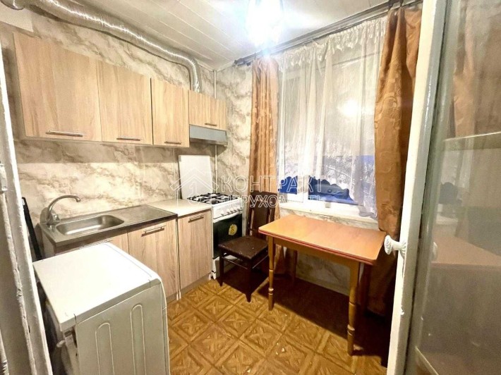 Продаж 1к квартира Центр проспект Науки Сертифікат - фото 1