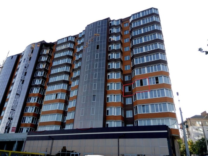 Продам 1-к квартиру 42.2 м2 по ул. Мостостроителей,  18 в центре город - фото 1