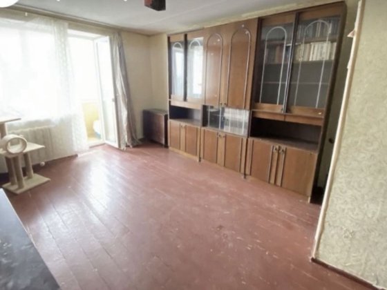 Продаю 1к/кв Соляные (Школьная) 8/9 кирп 39/20/8,15000 Николаев