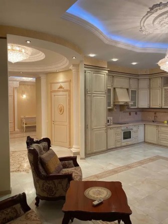 В продажу 2-х кімнатна квартира вул. Гагарінське плато - фото 1