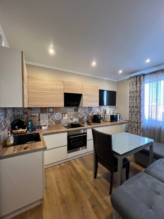 Продам квартиру на Сахарова - фото 1