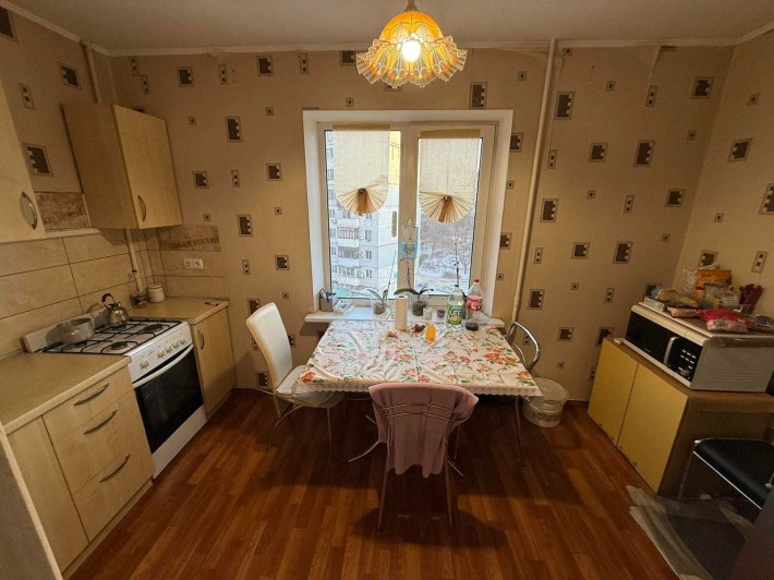 Продается 2-х комн. квартира по ул. Школьная в отличном месте - фото 1