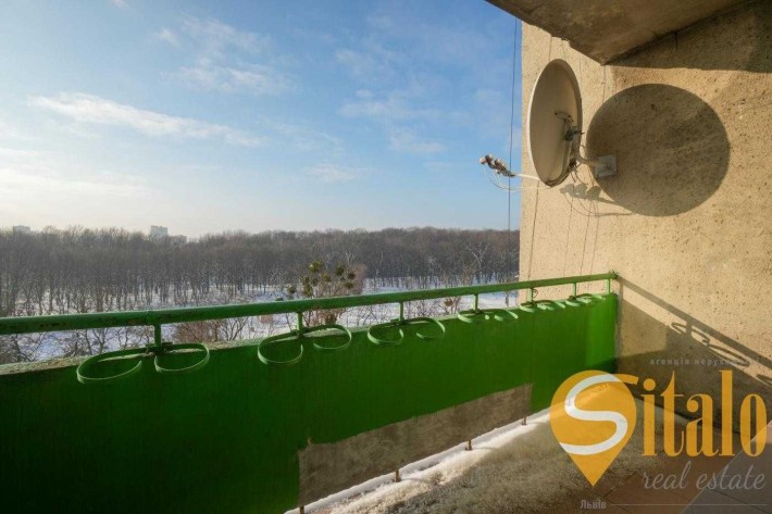 Продаж 3 кімнатної квартири, вулиця Пасічна - фото 1