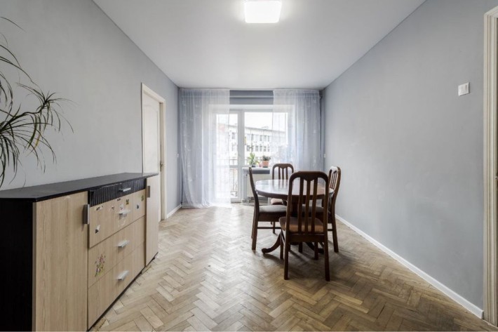 Продаж 3 к кв в популярному районі міста по вул. Антоновича. - фото 1