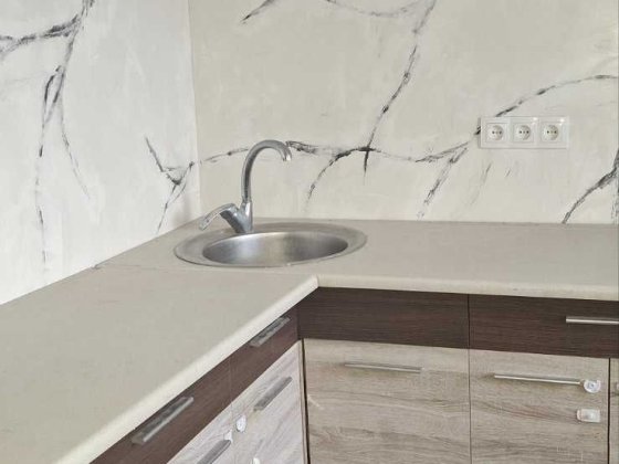 Продається квартира з ремонтом біля метро Харьков