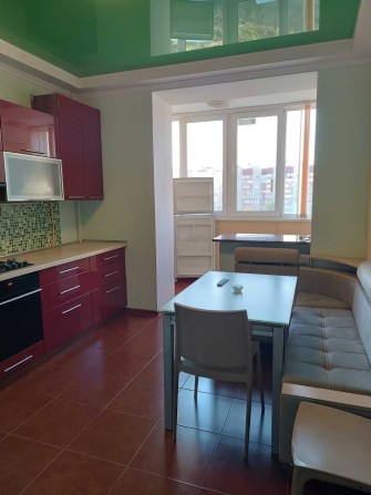 СРОЧНО! 1-комн.квартира ул.Сахарова кирпичный дом, газ - фото 1