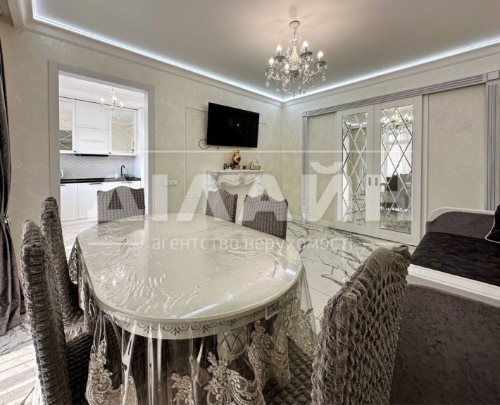 VIP 2х рівнева квартира з дизацнерським ремонтом - фото 1