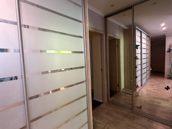 Сертифікат! 3к. Р-н Варуса. 2/5 поверх. Цегляний будинок. Запоріжжя