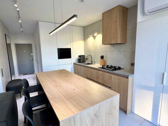 Продаж 1-кім. квартири-студії вул. Стрийська ( в районі DUCK$ LAKE) Львів