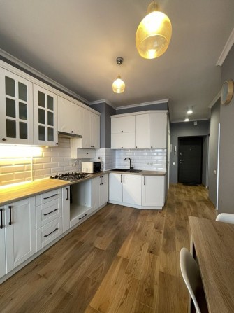 Продаж 1 км квартири в ЖК Ренуар по в. Княгині Ольги - фото 1