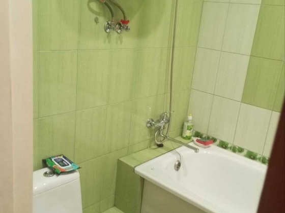 Продається 2-кімнатна квартира в Центрі міста Запорожье