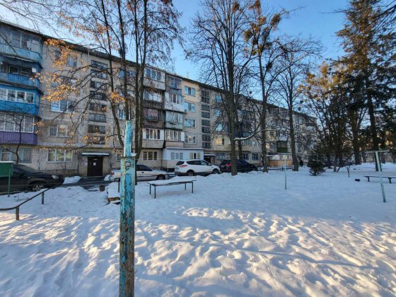 Продаж 2-кімнатної квартири 46м2 Івана Виговського 12А Київ