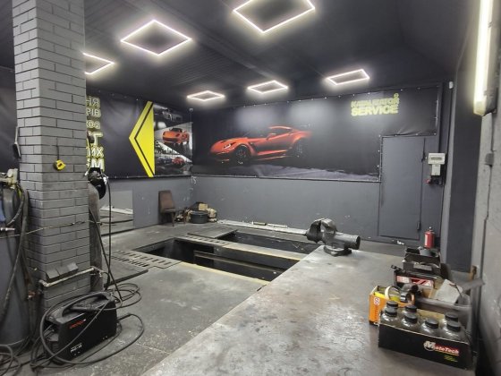 Оренда двох боксів під ремонт авто Луцк