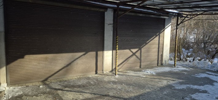 Здам в оренду приміщення(бокс)в центрі - фото 1