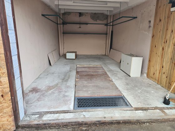 Здам в оренду гараж ГСК Рибальский вул. С. Бандери  34, Оболонь Киев