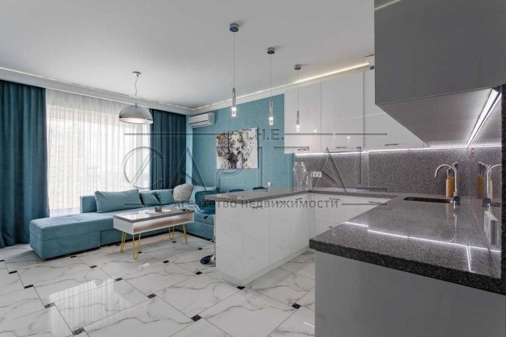 Дизайнерська квартира в Obolon Residences Набережна Парк Оболонь - фото 1